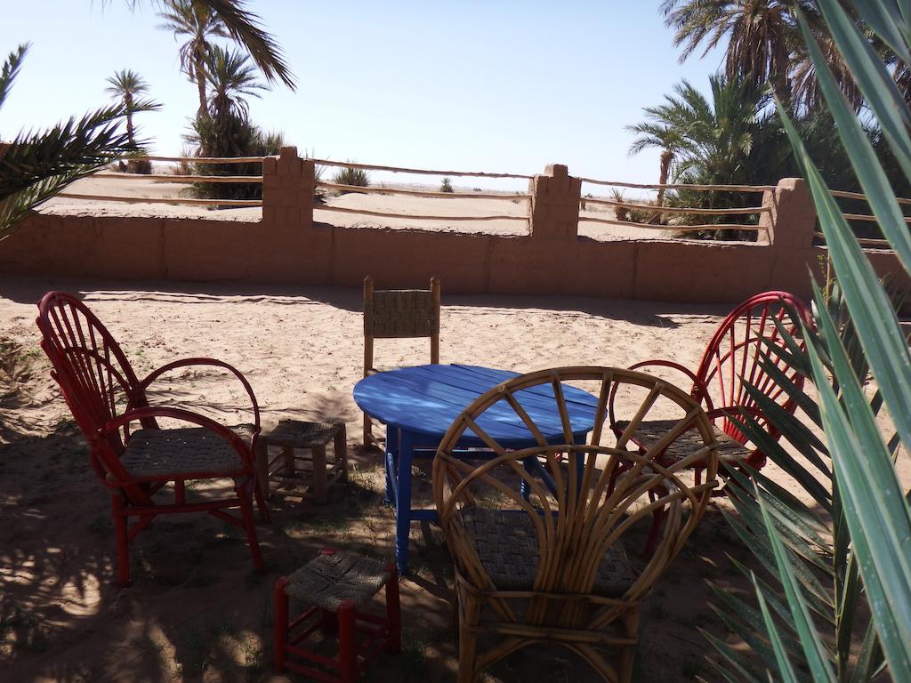 Bed and Breakfast Dar Paru à M'Hamid El Ghizlane Extérieur photo